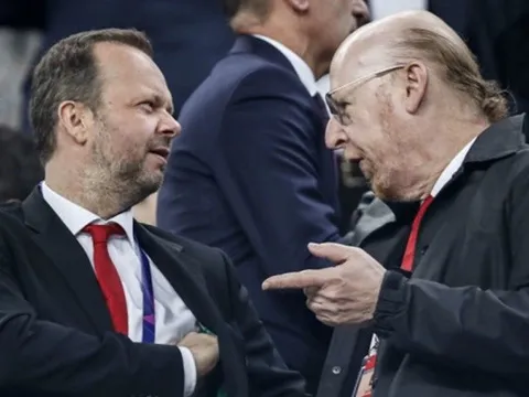 Ed Woodward gặp nhà Glazer, 3 sách lược phục hưng Man Utd đã định!