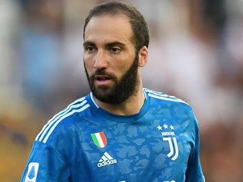 Gonzalo Higuain và câu chuyện về số áo huyền thoại tại Juventus