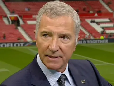 Dùng kế Gia Cát Lượng, huyền thoại Liverpool 'khích' cầu thủ trở lại thi đấu