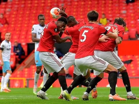 Greenwood 'cứu' Pogba, Man Utd chễm chệ ở top 3 Premier League