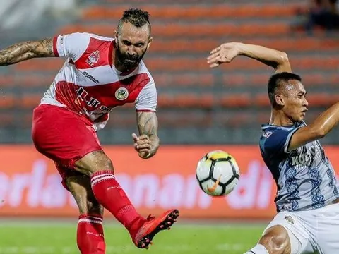 Muốn "đòi nợ" Việt Nam, Malaysia gấp rút nhập tịch cho hai cầu thủ