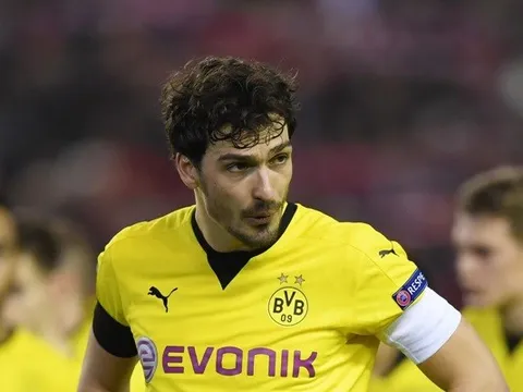 Mats Hummels: Trở về để lãnh đạo