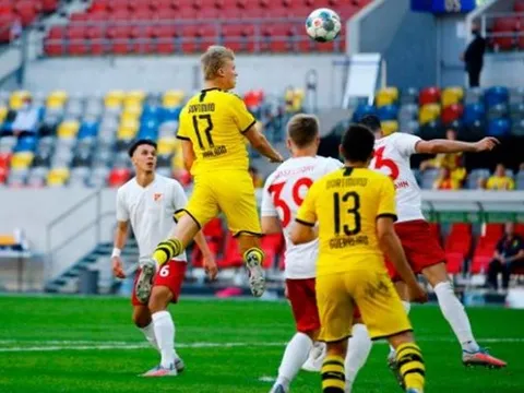 Haaland “chinh phục bầu trời”, Dortmund giành 3 điểm đầy khó khăn trên sân khách