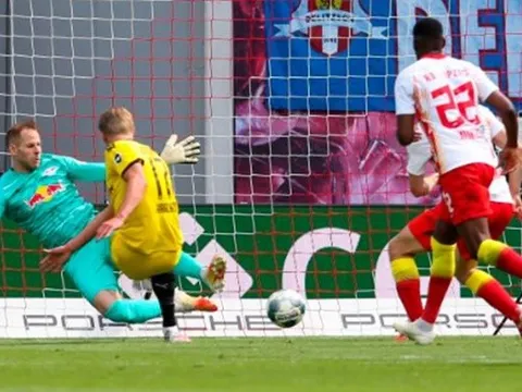 Haaland nổ súng trong cái nhìn bất lực của Werner, Dortmund hạ đẹp Leipzig trên sân khách