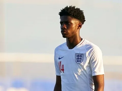 Hàng loạt đại gia để mắt, Chelsea đứng trước nguy cơ mất 'viên ngọc quý'