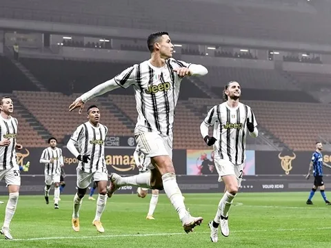 Hàng thủ "biếu" Ronaldo 2 bàn thắng, Inter thua đau trước Juventus