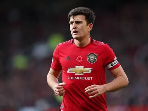 XONG! Maguire đáp trả tin đồn bị tước băng đội trưởng của Man Utd