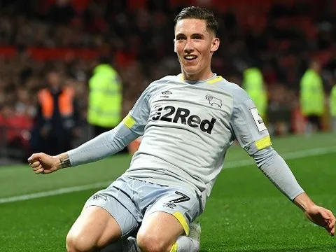 'Tiểu Torres' ghi bàn, HLV Klopp gửi tin nhắn đặc biệt