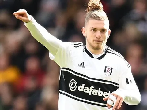 ‘’Thật đáng sợ’’ - đội trưởng cũ nói về ‘’thần đồng’’ cập bến Anfield