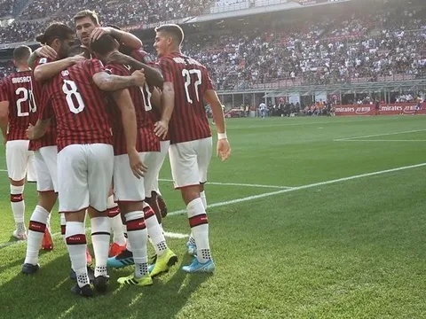 Hậu chiến thắng Brescia, sao AC Milan được thưởng lớn