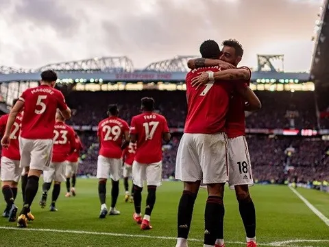 'Ngó lơ' Fernandes, James tự đưa mình vào thế khó tại Man Utd