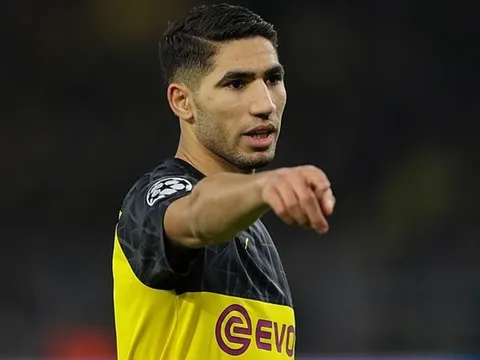 "Hậu vệ toàn năng" tuyên bố về tương lai ở Dortmund, Real chỉ biết lắc đầu