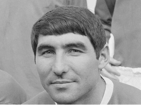 Hậu vệ 'xuất sắc bậc nhất lịch sử M.U' qua đời ở tuổi 78