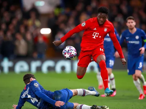 'Hãy nhớ cái tên Alphonso Davies...'