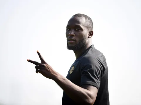 Hay tin Sanchez tới Milan, đây là thái độ của Lukaku