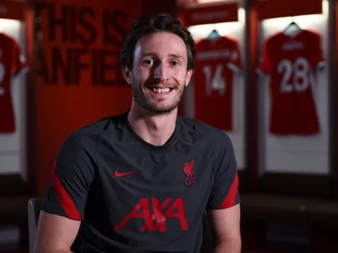 Hé lộ tình tiết ly kỳ trong thương vụ Ben Davies đến Liverpool