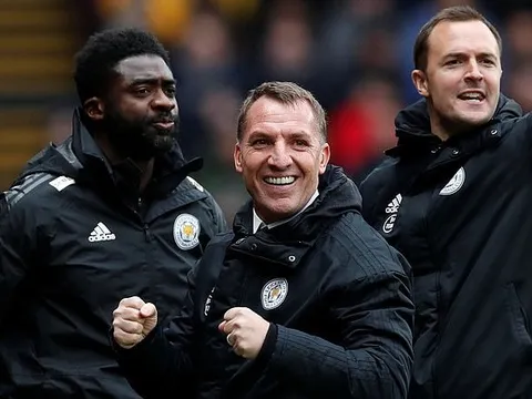 Cựu sao Arsenal sắp nối bước thầy cũ Wenger