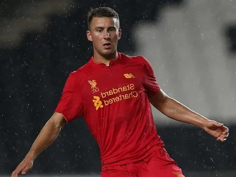 Bị từ chối, huyền thoại Liverpool vẫn quyết ‘tận dụng’ đội bóng cũ