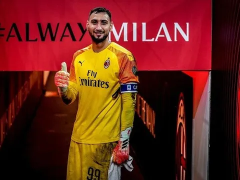 'Hiện cậu ấy nằm trong top 3 thủ môn của thế giới, sẽ trở thành số 1'