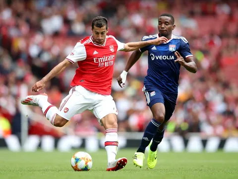 Highlights: Arsenal 1-2 Lyon (Emirates Cup)