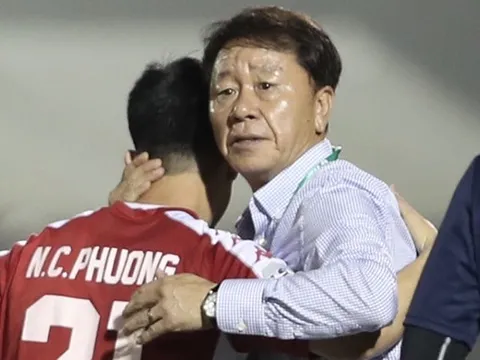 HLV Chung Hae-soung trở lại dẫn CLB TP.HCM: Chuyện bi hài bóng đá Việt