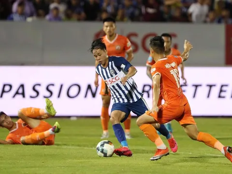 HLV Đức Thắng: "Cậu ấy xứng đáng có 1 suất ở U22 Việt Nam"