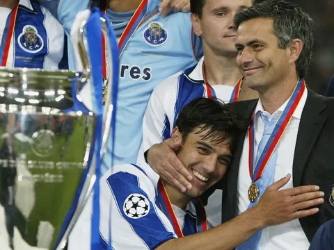 HLV Jose Mourinho giải thích nguồn gốc của biệt danh "người đặc biệt"