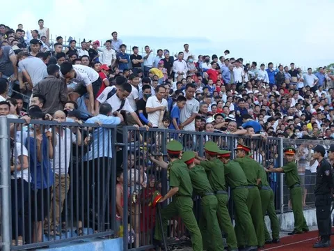 HLV Phạm Minh Đức: Chính nhân tố ấy đã khiến cho sân Hà Tĩnh quá tải