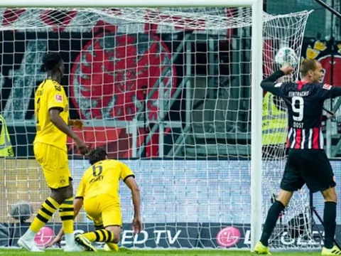 Hòa như thua, sao Dortmund đăng đàn thể hiện rõ sự thất vọng