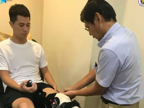 Hôm nay, Đình Trọng trở về Việt Nam để điều trị chấn thương