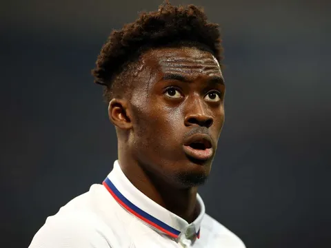 Hudson-Odoi báo tin cực vui cho Chelsea sau 3 tuần nhiễm virus