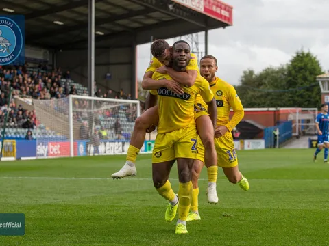 Hủy diệt Rochdale, đội bóng League One 'cà khịa' ngay Man Utd