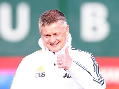 Huyền thoại Arsenal chỉ ra bản hợp đồng hoàn hảo cho Man Utd