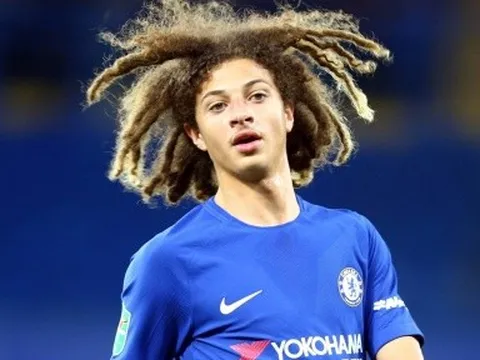 Huyền thoại Man Utd không tiếc lời khen ngợi cầu thủ Chelsea