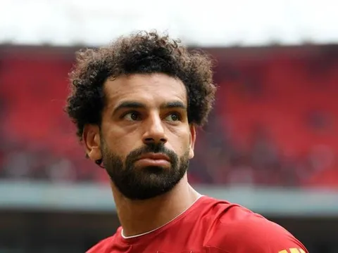 Huyền thoại Man Utd tiết lộ tương lai, Salah lên tiếng
