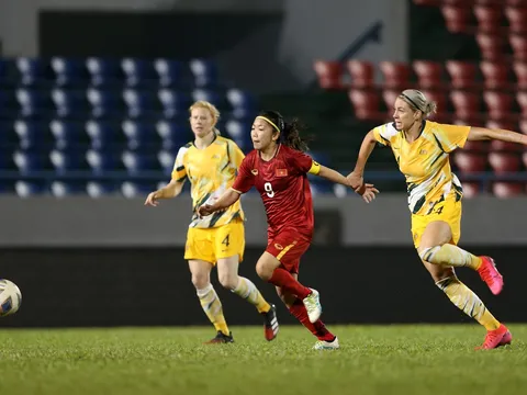 Huỳnh Như ghi bàn lịch sử trước Australia, tuyệt vời những cô gái vàng Việt Nam!