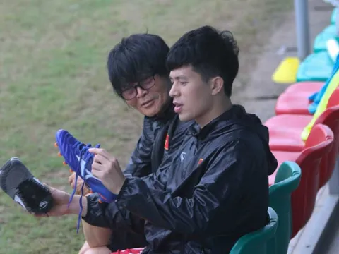 HLV Park Hang-seo nhận thông tin cực vui từ chấn thương của Đình Trọng