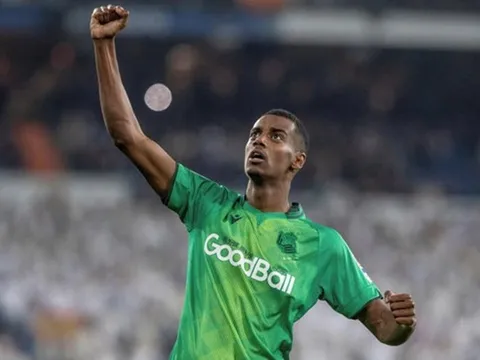 "Ibra đệ nhị" thăng hoa, Real quyết chi đậm đánh bại Dortmund