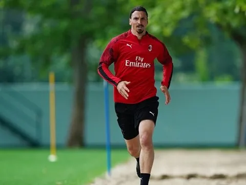 Ibrahimovic rạng rỡ khi trở lại AC Milan