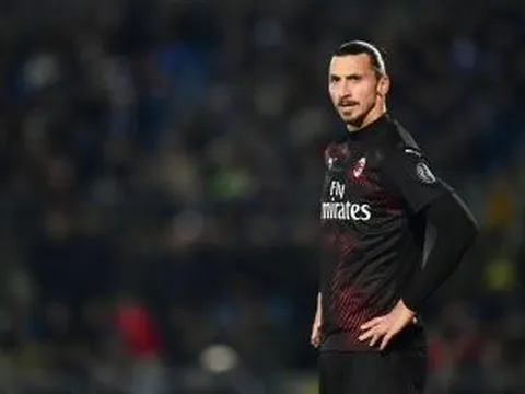 Không chỉ cầu thủ da màu, đến 'Chúa' Zlatan cũng bị phân biệt chủng tộc