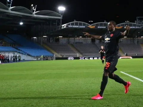 Ighalo ghi bàn, tất cả cầu thủ Man Utd lập tức làm 1 điều
