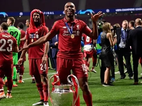 Rời Liverpool, 'hoài niệm SAS' đàm phán thay thế Rooney