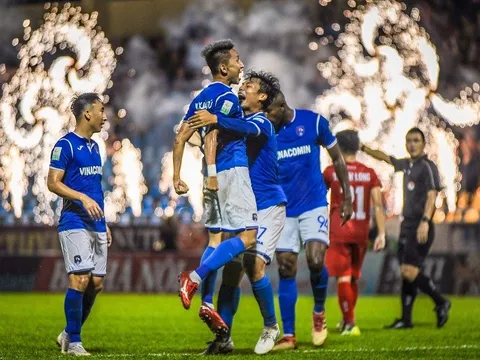 Xuân Tú, Hồng Quân lập siêu phẩm, Than Quảng Ninh vẫn bị chia điểm đáng tiếc trước Sài Gòn