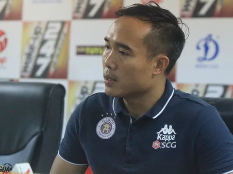 "Nhiều cầu thủ Hà Nội FC xứng đáng lên tuyển chứ không riêng Văn Quyết"