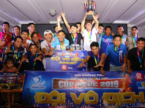 Minh Nhật FC bất ngờ lên ngôi vương giải Phủi Thể thao Thiên Long 2019