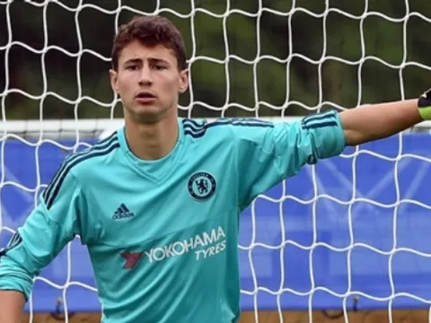 Chelsea chia tay nhà vô địch Châu Âu cấp độ trẻ