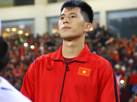 Đình Trọng báo tin vui cho HLV Park Hang-seo