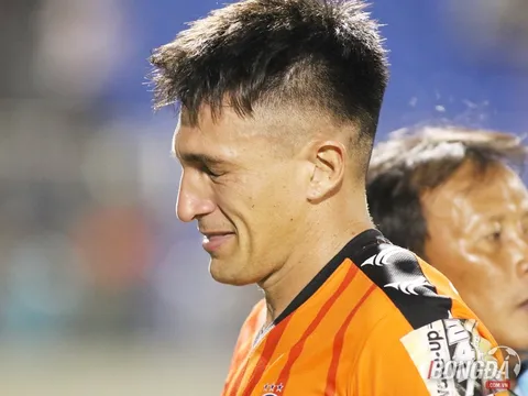 Đỗ Merlo bật khóc khi không thể giúp SHB Đà Nẵng có điểm trước ĐKVĐ Hà Nội