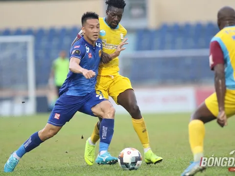 Thua Quảng Nam, Khánh Hòa gần hơn với cánh cửa rớt hạng