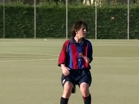 Iniesta, Messi, Xavi, Pique và Thiago tại La Masia